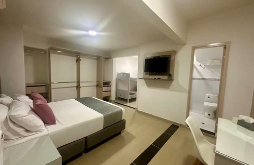 San Antonio Hotel | ON APARTASUITES