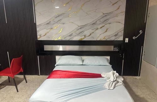 Yumbo Hotel | Torettos