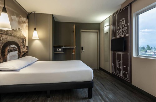 Chia Hotel | ibis Chia