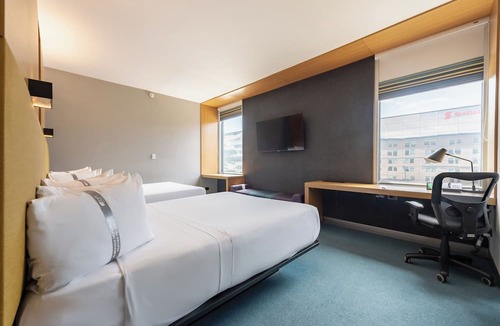 Calle 26 Hotel | Aloft by Marriott Bogota Airport