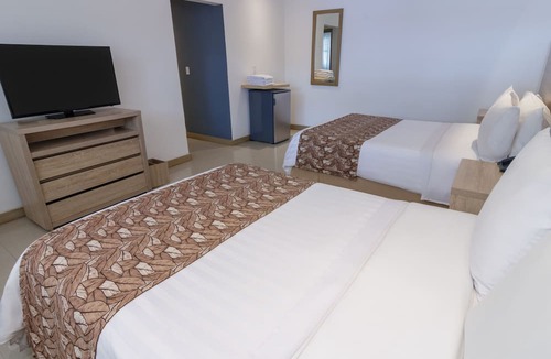 Ricaurte Hotel | GHL Hotel Club El Puente