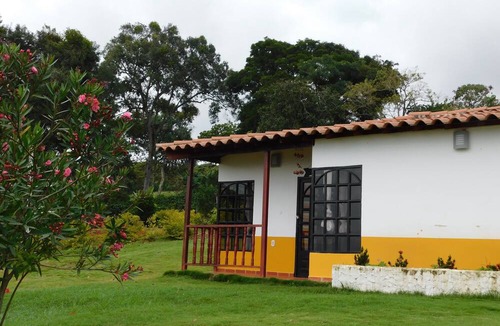 Socorro Hotel | Finca Vacacional Guanani
