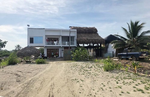 Libertad House | Luna Roja