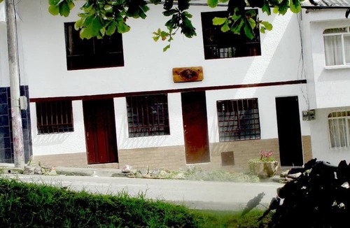 Calarca Hostel | Kfe L Hostel
