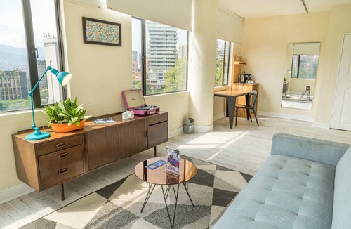 Las Lomas I Hostel | Socialtel Provenza Medellin