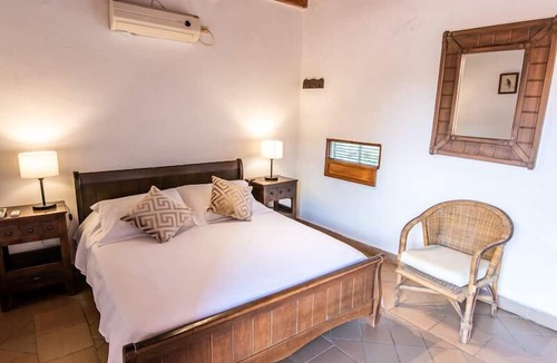 Santa Cruz de Mompox Hotel | La Casa Amarilla