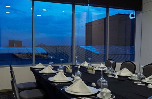 Los Naranjos Hotel | Novotel Medellín El Tesoro