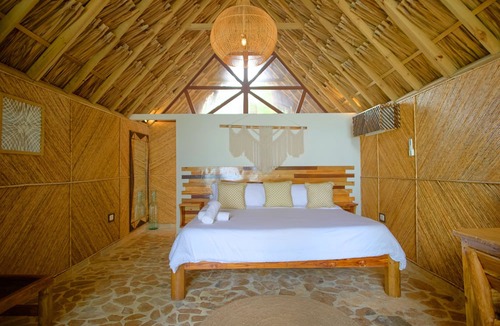 Isla Mucura Cabin | Hotel Isla Mucura
