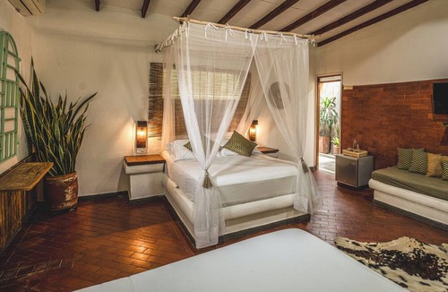 Honda Hotel | WAKA Hotel Rural