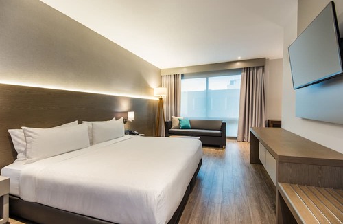 Chico Norte Hotel | Holiday Inn Express Bogotá - Parque La 93 by IHG