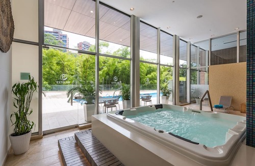 Los Naranjos Hotel | Estelar La Torre Suites