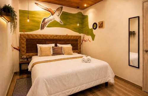 Zona Rosa Hostel | Stay La 10 Hotel