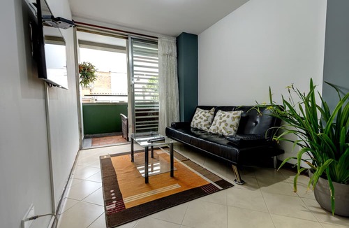 El Poblado Hotel | Poblado Guest House
