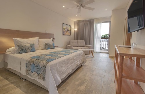 Santa Cruz de Mompox Hotel | La Gloria Hotel by BespokeColombia