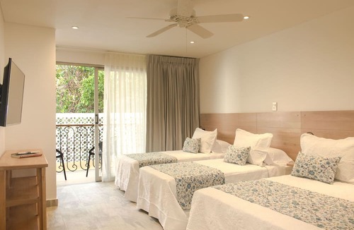 Santa Cruz de Mompox Hotel | La Gloria Hotel by BespokeColombia
