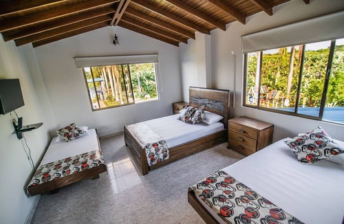 Quimbaya Cottage | Resting among mountains, birds viewing and the most delicious Colombian coffee.