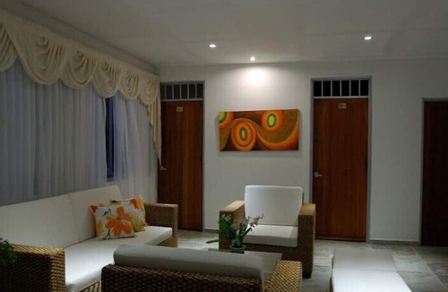 Tulua Hotel | Hotel Cafe Plaza
