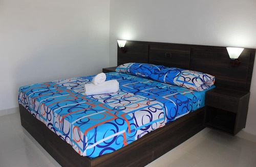Prado Hotel | Marineros Club Nautico
