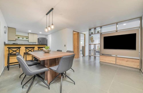 El Tesoro Apartment | Oslo 703 in Medell n