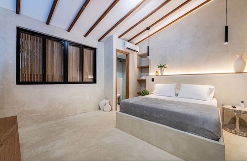 La Florida House | Casa Provenza 34 6BR With Private Pool