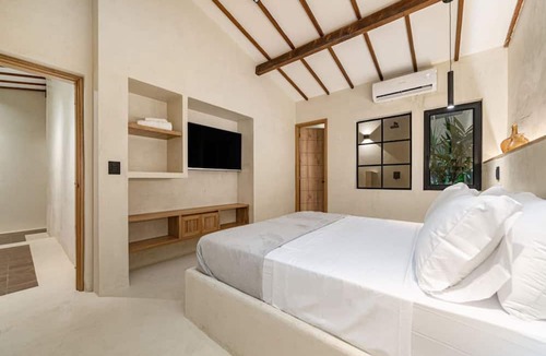 La Florida House | Casa Provenza 34 6BR With Private Pool