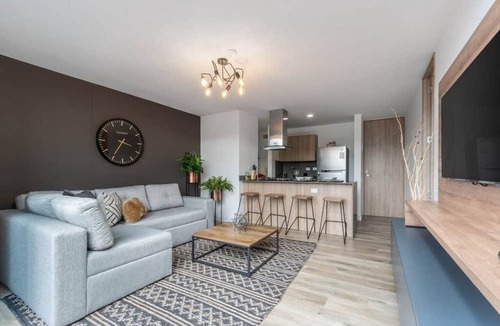 La Aguacatala Apartment | Go Living Suites - 708