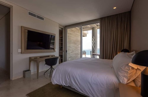 Porto Nao Apartment | Oceanview 3br Condo w spa gym