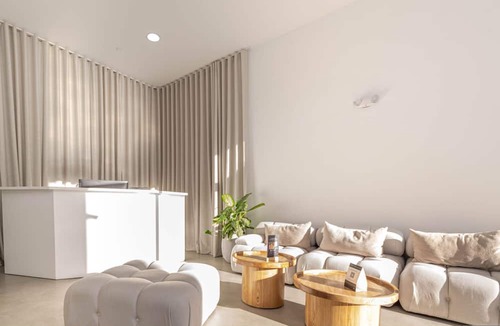 San Diego Apartment | Metropolitan Living - 914
