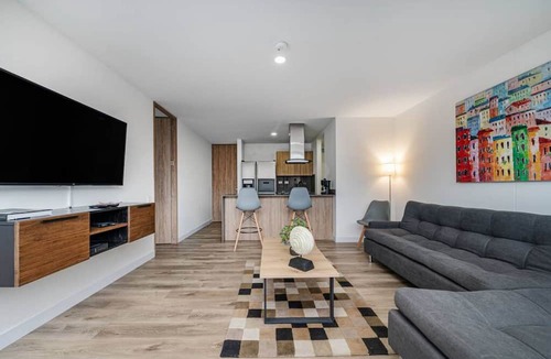 La Aguacatala Apartment | Go Living Suites - 703