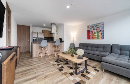 La Aguacatala Apartment | Go Living Suites - 703