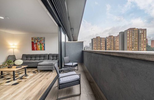 La Aguacatala Apartment | Go Living Suites - 703