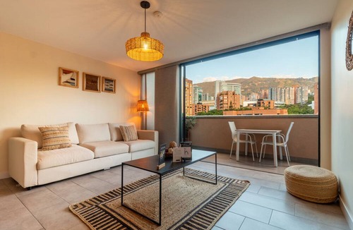 La Aguacatala Apartment | Go Living Suites - 706