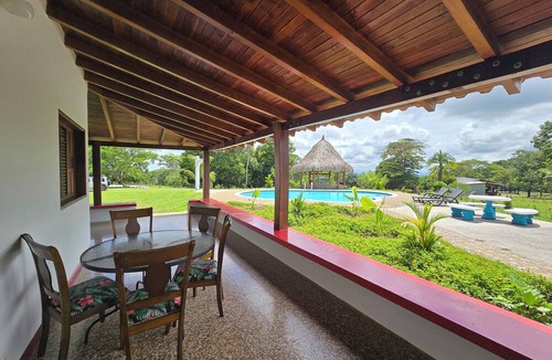 Puerto Triunfo Cabin | Reserva Natural Plumavera