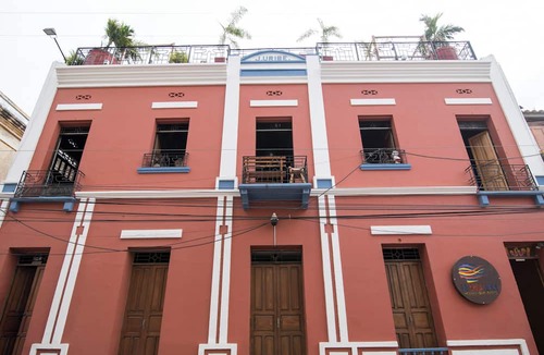 Barrio Centro Hostel | La Brisa Loca