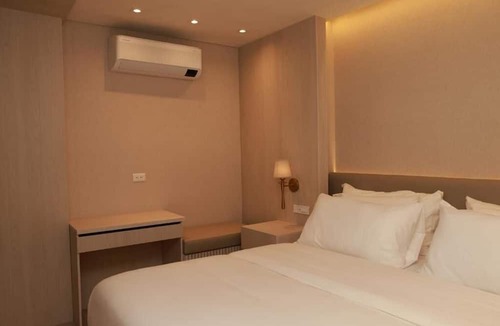 Belen Bed & Breakfast | VPV SUITES & CASINO