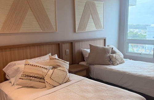 Punta Hansa Apartment | Apartamento Adalmar 804 con vista al mar