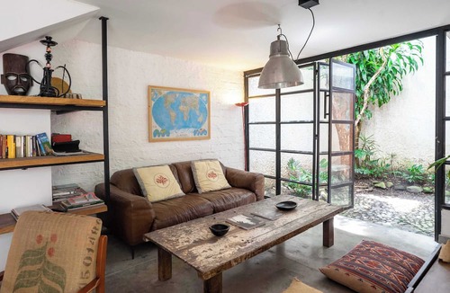 La America House | w Bright Colonial 5BR House With Balcony