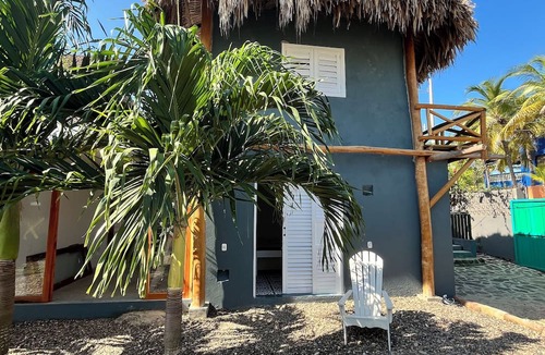 Santa Veronica Hotel | KOKOHAU BUNGALOWS