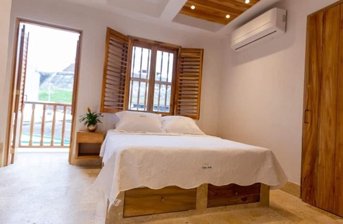 Castillogrande House | Blue House Castillo View Private Jacuzzi
