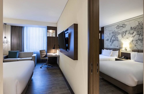 Calle 26 Hotel | Courtyard by Marriott Bogota Airport
