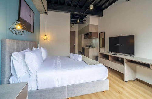 Antiguo Country Apartment | w Stylish 2BR in Parque Virrey