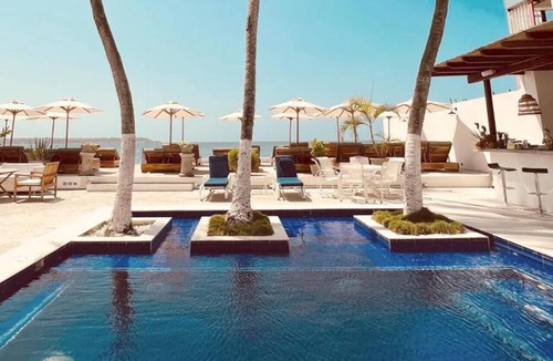 El Laguito Hotel | Wala beach club
