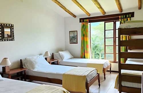 Villeta House | Casa rodeada de naturaleza en Villeta