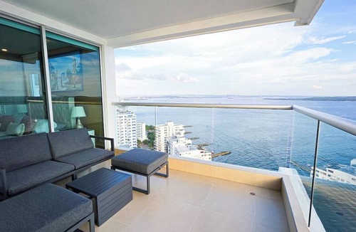 El Laguito Condo | Oceanview Suite Pools Gym Guest Access