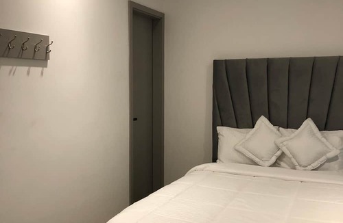 Usaquen Hotel | Hotel Saron