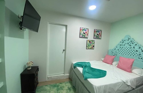 Cartagena Walled City Bed & Breakfast | Hotel Casa Renacer