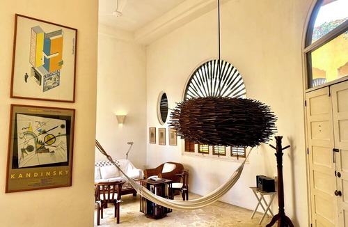 Centro Hotel | by Calamari Homes - El Porvenir