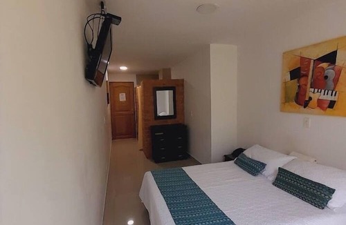 Suramericana Hotel | Apartahotel Montes