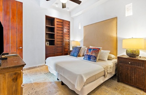 Centro Villa | 5 BR VILLA INSIDE OF THE WALLED CITY