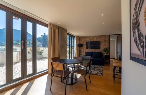 La Candelaria Apartment | Stylish 2 Masters w Patio View
